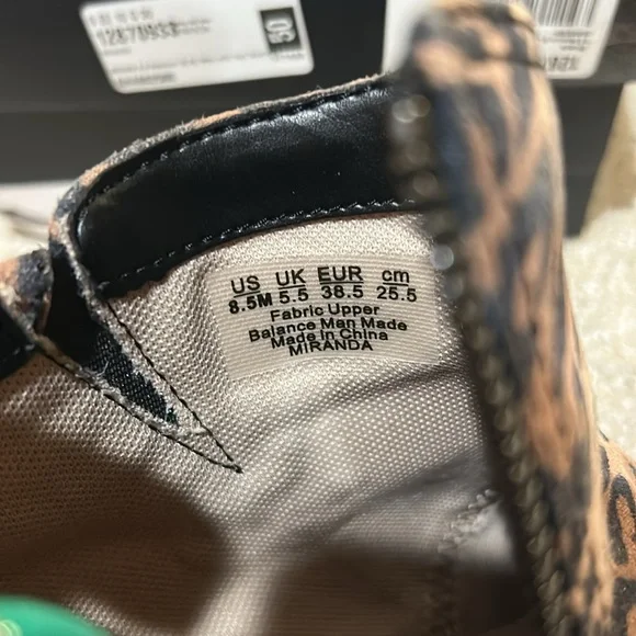 EUC Naturalizer Miranda Brown Cheetah Print side-zip bootie sneakers. Size 8.5M. - Picture 7 of 9